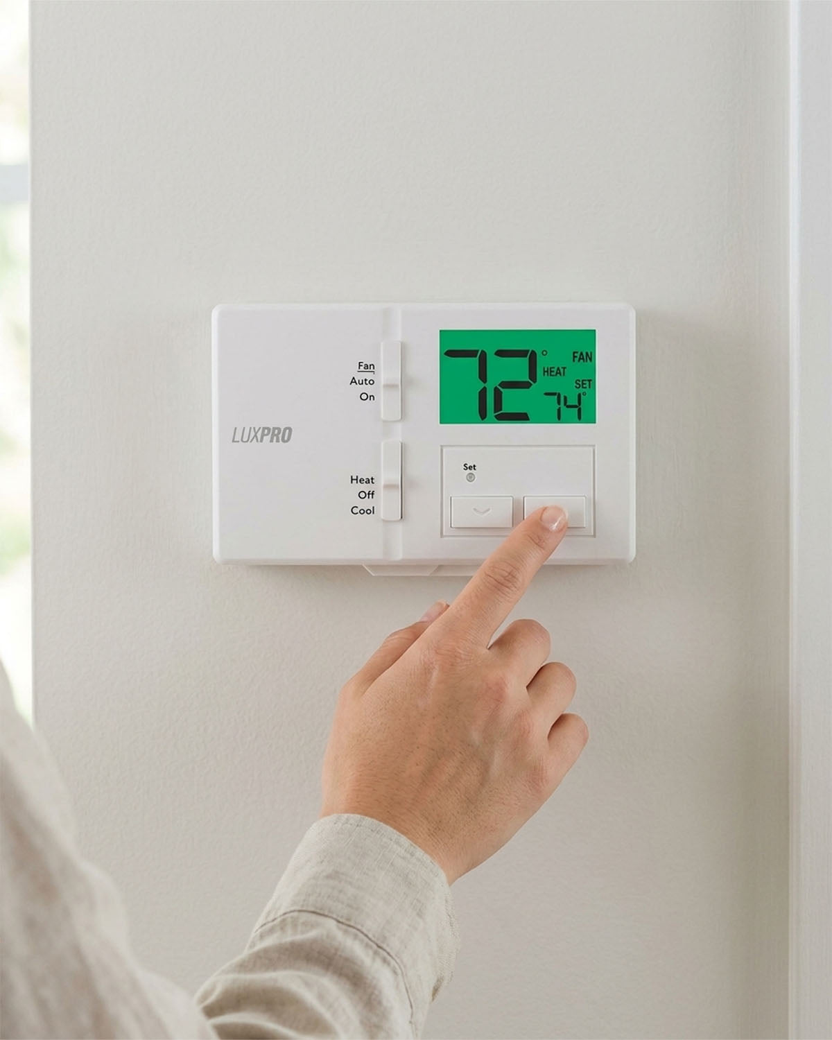 LUX P111 Dual Power Non-Programmable Thermostat, Horizontal Mount (1 Heat - 1 Cool)